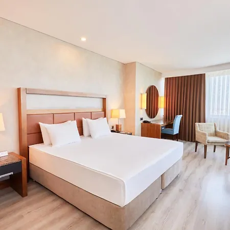 Dedeman Convention Center 5* Konya