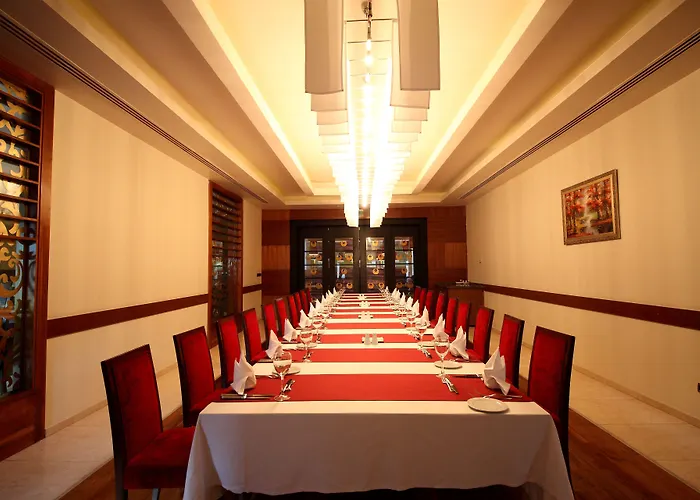 Dedeman Convention Center 5* Konya