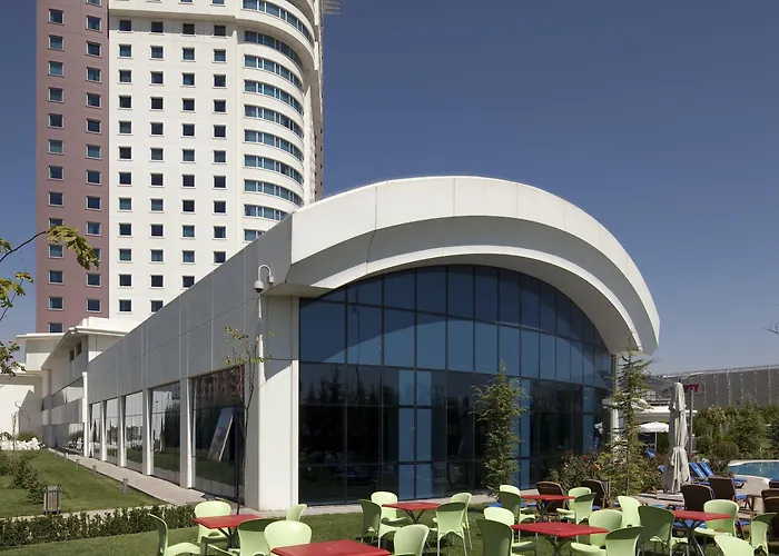 Dedeman Convention Center Hotel 5*