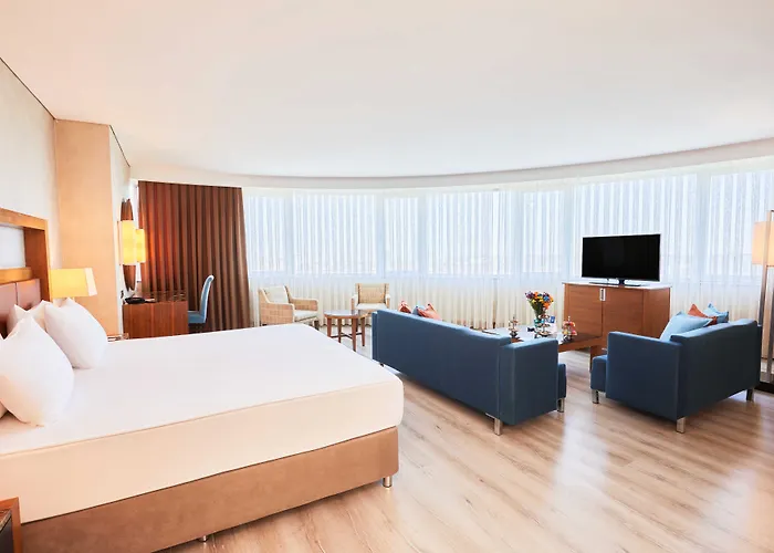 Dedeman Convention Center 5* Konya